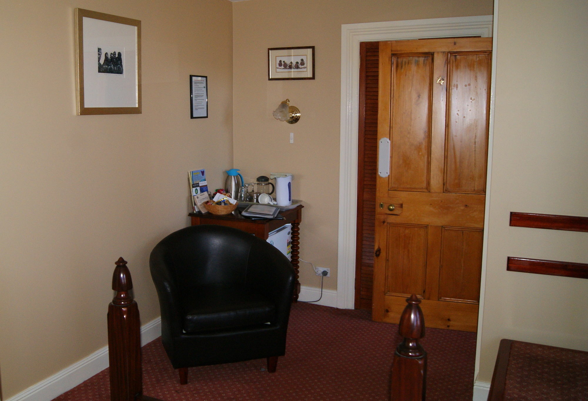 Meredith House Swansea Exterior photo